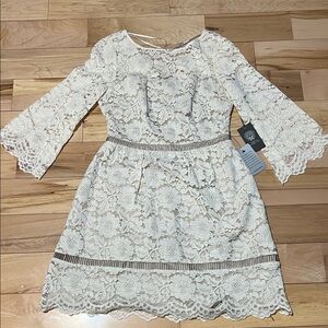 Vince Camuto Cream Lace Dress